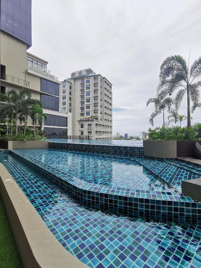 Baseline Premier - Studio With Mountain View Cebu Exterior foto